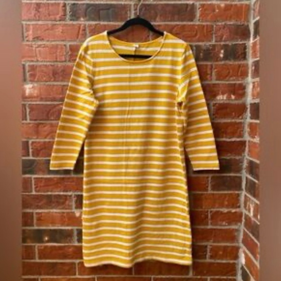 Old Navy Dresses & Skirts - Old Navy Mustard and White Striped Top
